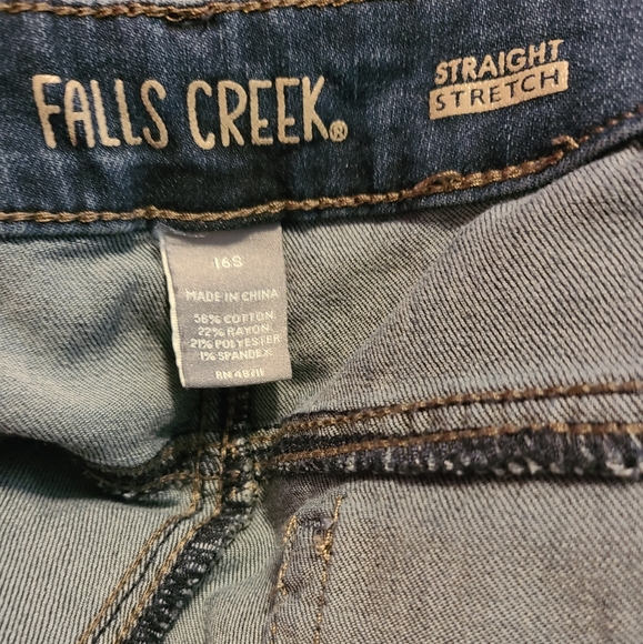 Falls Creek Straight Leg Stretch Jeans. Size 16S - Picture 2 of 2